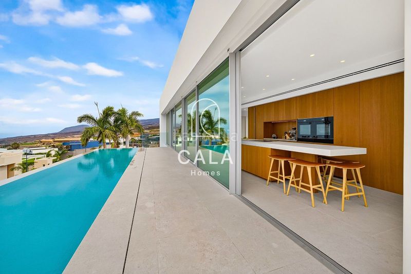 Foto 4a538793-3d9d-41da-9322-780455e85bc3. Casa amb calefacció aparcament piscina a Abama Guía de Isora