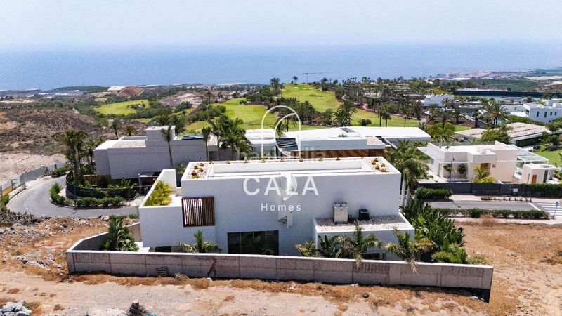 Foto 9a1d8925-f849-4d43-8753-e359bc00c724. Casa amb calefacció aparcament piscina a Abama Guía de Isora