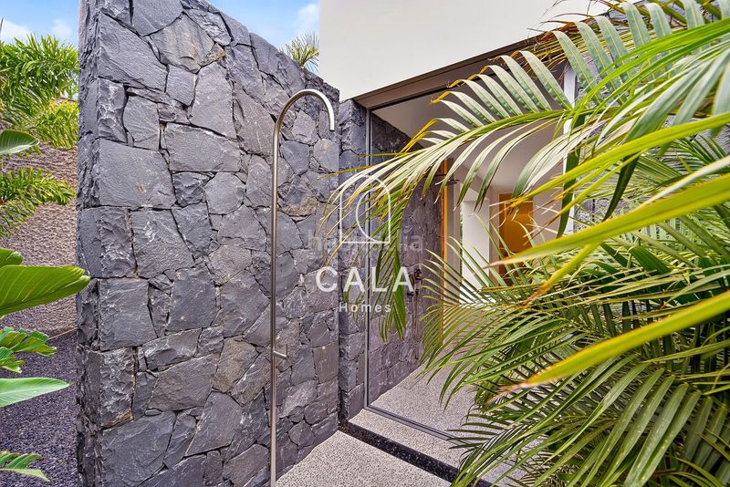 Foto a9ca8a3f-29ce-4ca5-acc7-715212a295b5. Casa amb calefacció aparcament piscina a Abama Guía de Isora