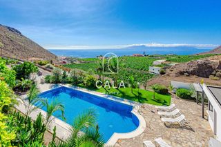 Chalet  Tajinaste. Casa alba  acantilados de los gigantes