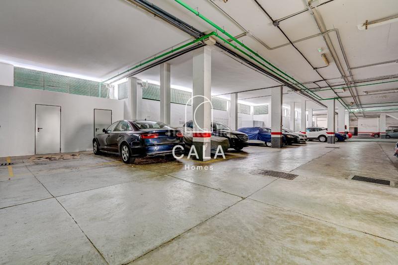 Foto 3040bfd6-f0bf-4f88-9f78-e8c0663c384c. Àtic amb aparcament piscina a Los Cristianos Arona