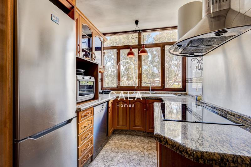 Foto 3955ec1c-4b47-426d-9465-055b0812c5de. Àtic amb aparcament piscina a Los Cristianos Arona