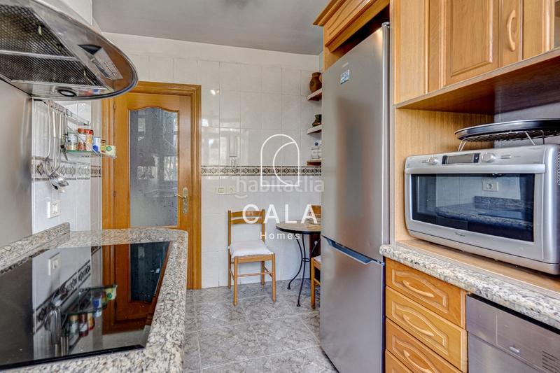 Foto 3a18736f-ccb4-4e6b-96cc-5b5d4c6dd57e. Àtic amb aparcament piscina a Los Cristianos Arona