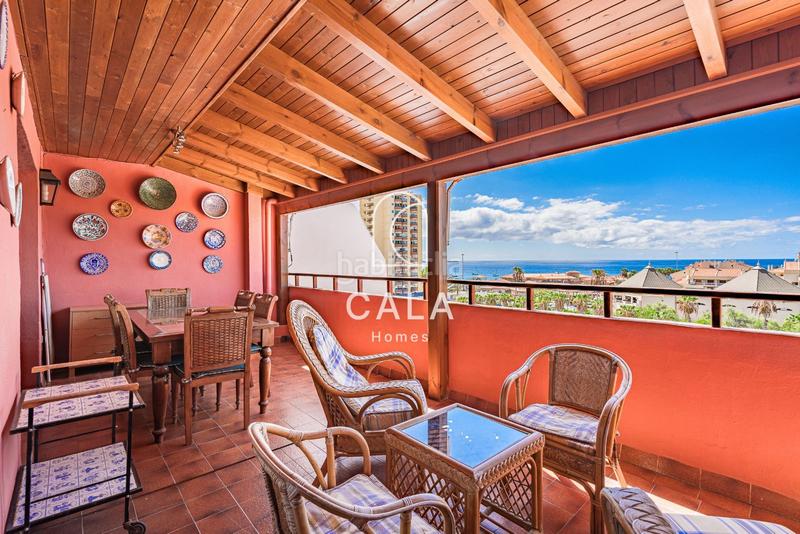 Foto 3a4d0106-4e23-4980-97a9-22cc50e406b3. Àtic amb aparcament piscina a Los Cristianos Arona