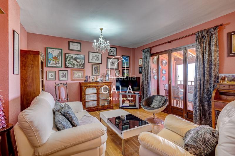 Foto 73decd7e-1b46-4902-a4a5-7379f348072c. Àtic amb aparcament piscina a Los Cristianos Arona