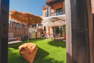 Casa adossada  De las higueras. Adosado en san blas a pasos del mar.