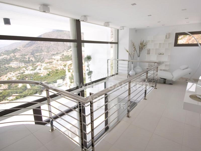 Foto 5e2d57db-bfc7-4d48-84c6-1d633e0b6514. Alquiler casa villa hills en Altea hills Altea