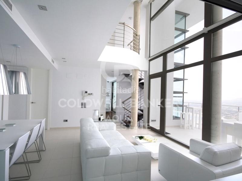Foto 95aac532-3282-4dd6-92d9-92a77c81e6ee. Alquiler casa villa hills en Altea hills Altea