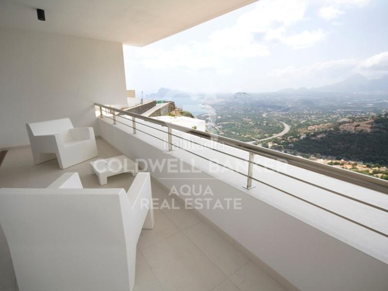 Foto 9c68b3d2-ec6c-4e40-99c1-49e44abc7de8. Alquiler casa villa hills en Altea hills Altea