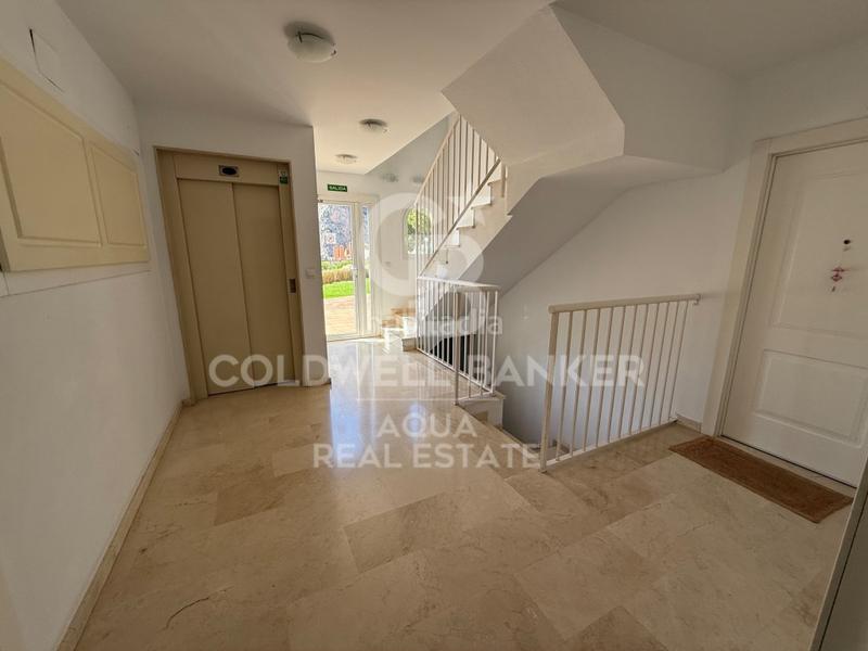 Foto e843afe2-8c77-4e5b-86f1-11176425b515. Apartamento dúplex exclusivo en Mascarat con vistas al mar en Altea