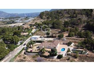 Maison  N/a. Gran finca con dos viviendas