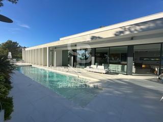 Maison  N/a. Casa o chalet independiente en venta en zona de mascarat, altea