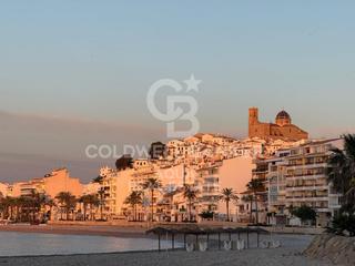 Appartement à Calle san francisco 2. Gran piso a la venta en el puerto de altea