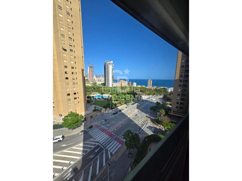Foto 84dca93a-72d9-468e-9777-5400a235b53f. Rent flat with parking in Playa Poniente Benidorm
