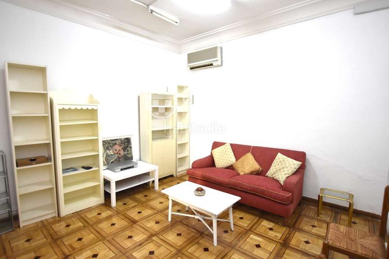 Foto e831c471-cece-4ba2-9f99-e11fe2dd2a09. Piso  de 3 habitaciones en Almagro en Almagro Madrid