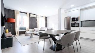 Location Appartement  Alenza. Vivienda muy luminosa de dos habitaciones en la c de alenza