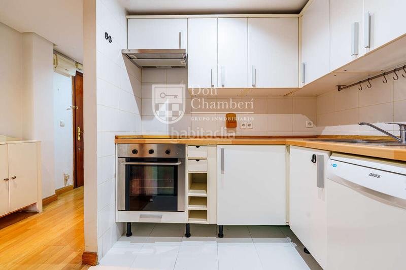 Foto 6c9c7466-3426-41bf-93f7-6314c8787783. Rent flat with heating in Trafalgar Madrid