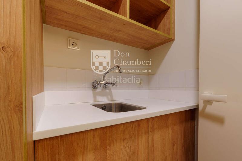 Foto f719e17a-66a2-432c-bd2b-54fd9383081d. Affitto appartamento con riscaldamento in Cortes-Huertas Madrid