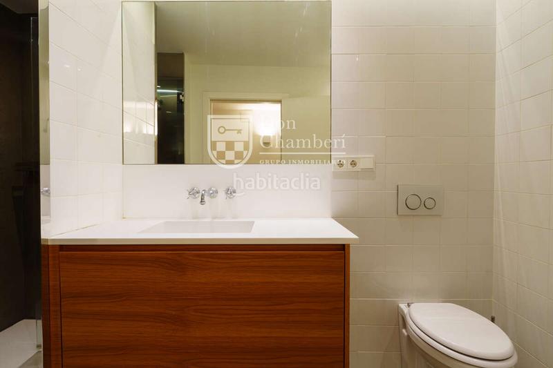 Foto 2011986b-4e5c-40a0-92af-a05b0560fbf0. Rent flat with heating in Cortes-Huertas Madrid