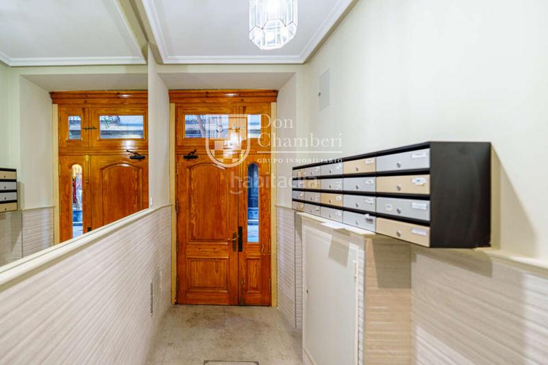 Foto 38094495-7020-4290-bfb2-275822212c03. Alquiler apartamento ático luminoso con terraza privada en malasaña en Madrid