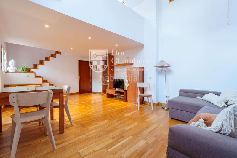 Foto 981beb8c-5681-4362-9c18-62db0036c3d1. Alquiler apartamento ático luminoso con terraza privada en malasaña en Madrid