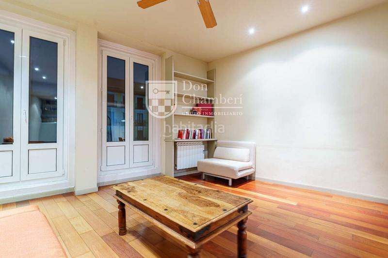 Foto ca2ddb3b-4cfa-477d-969b-c1981238200d. Alquiler piso espectacular piso exterior con dos balcones y vistas abiertas en Madrid