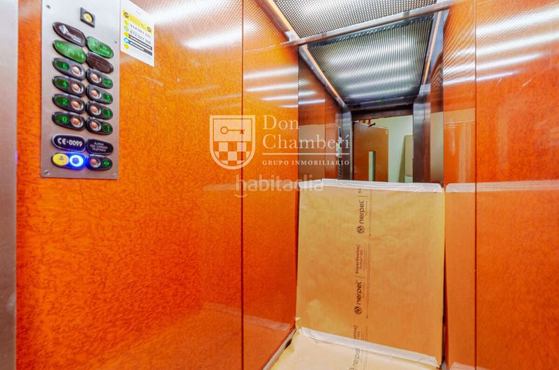 Foto 1599b578-2411-489f-8659-ed85d35bf61d. Piso magnífico piso exterior en calle de las delicias en Madrid