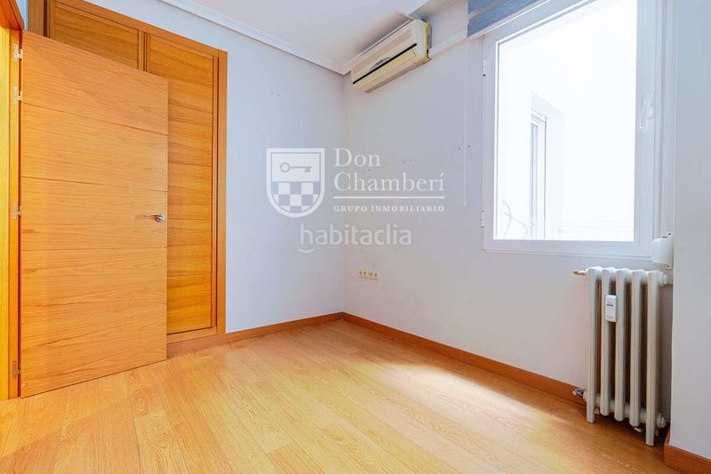 Foto 6c375f4c-19e8-4579-86a7-d8561572ea65. Piso magnífico piso exterior en calle de las delicias en Madrid