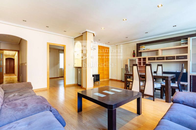 Foto 732307fd-f1e8-4491-8b5c-1e40b13e3e0a. Piso magnífico piso exterior en calle de las delicias en Madrid