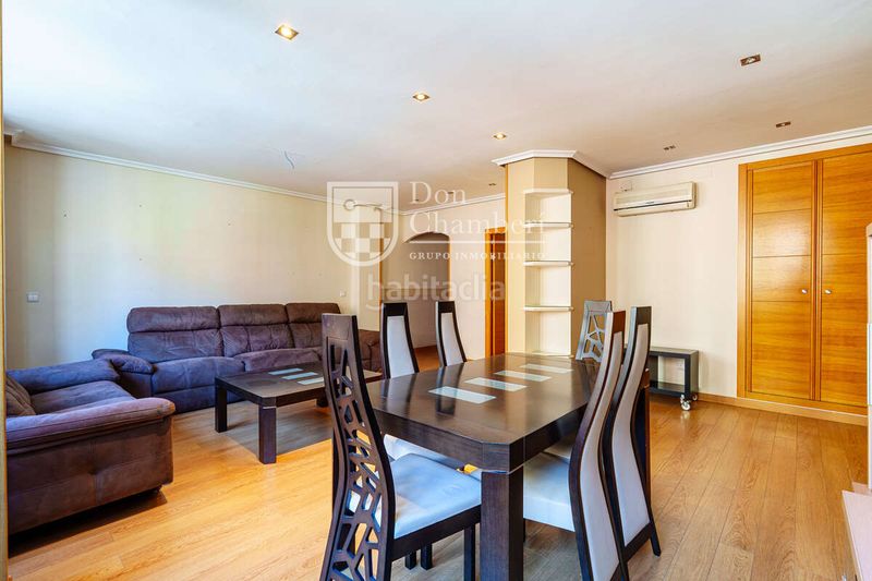 Foto 9899f353-bf87-49af-aae2-32ec7c2c9901. Piso magnífico piso exterior en calle de las delicias en Madrid