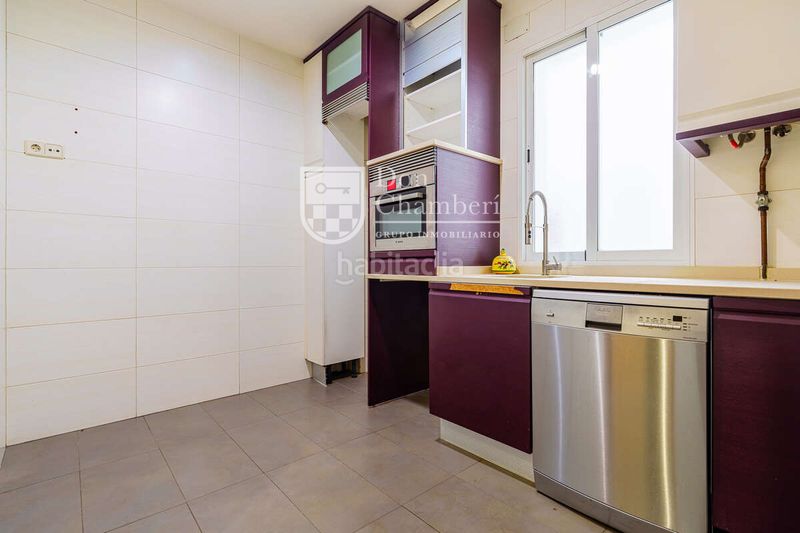 Foto a10b3cf4-696d-428e-b9c8-c19e0ea5d077. Piso magnífico piso exterior en calle de las delicias en Madrid