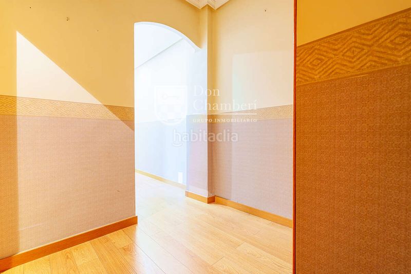 Foto caa1089c-35fb-447b-8628-d4be98d27485. Piso magnífico piso exterior en calle de las delicias en Madrid