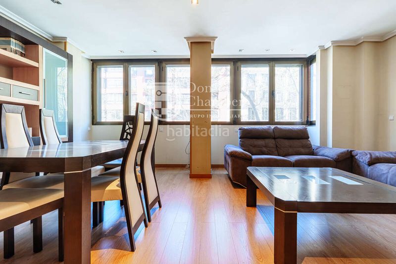 Foto f7c7f9e3-a241-4996-92e5-24fe36e2381c. Piso magnífico piso exterior en calle de las delicias en Madrid