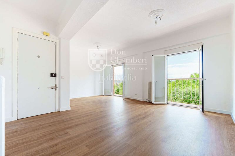 Foto 079f95fa-eee4-41d5-9185-bf75c984c478. Rent flat with heating in Palacio Madrid