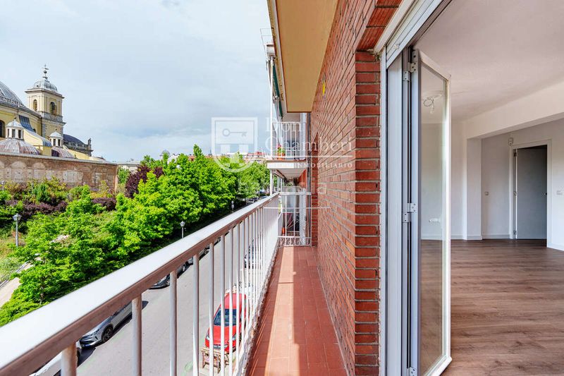 Foto b6b44abd-37c9-463c-96bb-a6beee633f64. Rent flat with heating in Palacio Madrid