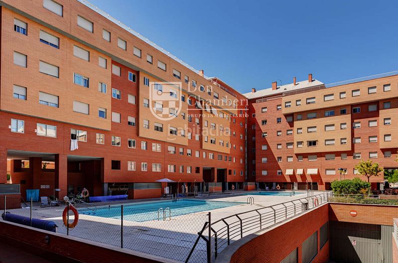 Foto fdb1b02a-52b3-4bb1-94a4-bb3a8e806a78. Pis amb calefacció aparcament piscina a Las Tablas Madrid