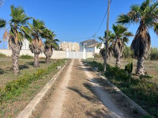 Chalet  Polígono número 07. Exclusiva finca junto al mar con 26.000 m² de terreno en mareny