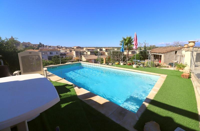 Foto 266397f5-d19d-424f-bbdb-108323346707. Rent house with heating pool in Sineu