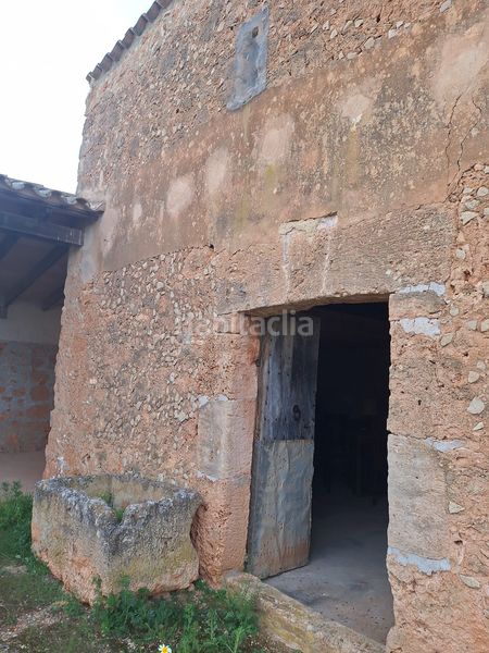 Foto 8d3c553d-df61-4d20-86be-14e7f613bb0f. Masia a Algaida