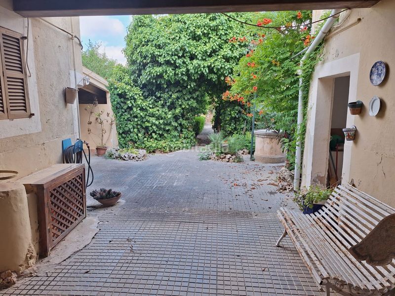 Foto ad30604c-b528-40a4-95ac-12f2c2cd2383. Casa adossada a Algaida
