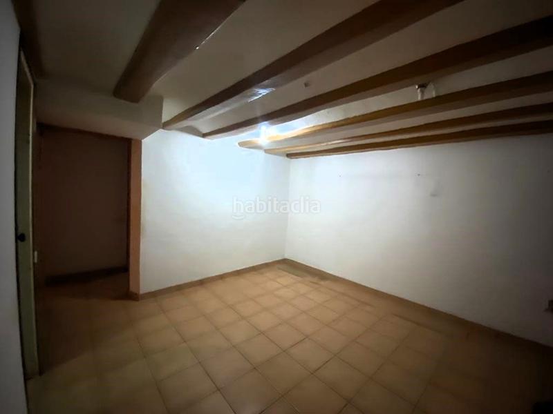 Foto d6e8d90a-e6d5-4e6b-a17b-35a73c88feaa. Local comercial a lado de via laietana ubicado en calle verdaguer i callis se vende local de 194 mts. distribuidos en 126 mts2. en planta + al en Barcelona