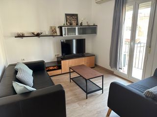 Miete Etagenwohnung  Carrer de viladomat. En calle viladomat  / corcega - piso de 75 mts. - de 3 habitacio