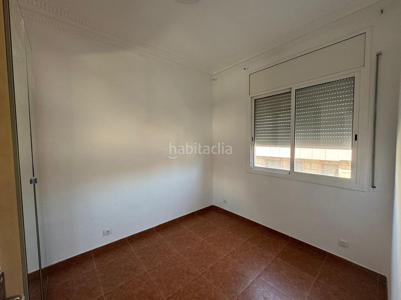 Foto 7fa588b3-8d3b-4c95-bcde-c15dbc6b6860. Pis a Prosperitat Barcelona