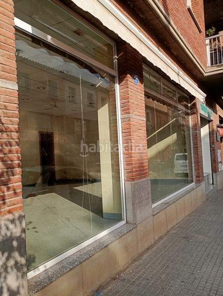 Foto c1744369-dc10-468e-936d-80cfd48927e9. Local comercial a plaça de la divina pastora 4 a Vic