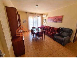 Rent Flat in Carrer de manuel galadies 5-7. Pis en lloguer de temporada - vic