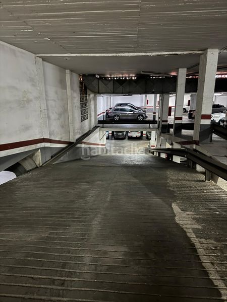 Foto d331711a-3185-4ff8-a6ff-209c861d78fd. Autoparkplatz in Sagrada Família Barcelona