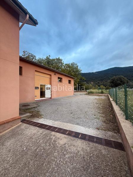 Foto 4ab9936c-8e2c-43e8-bc12-55be79e52429. Terreny residencial a carrer d'olot 13 a Riudaura