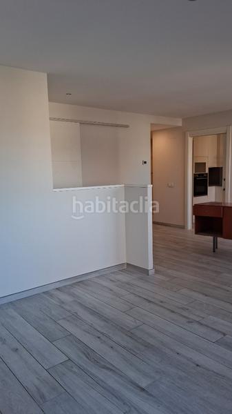 Foto 782b0aa3-5658-4d62-9fd2-06479c60ce92. Rent flat with heating parking in Nord Vic