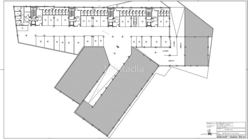 Foto 2c7f2152-fd43-4b54-9222-be5f9b0a4fb2. Edificio in calle cedillo 20 in Recas