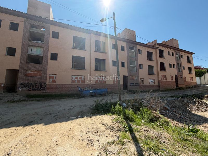 Foto aae356a4-099c-4547-b2dd-75342f1a0665. Edificio in calle cedillo 20 in Recas